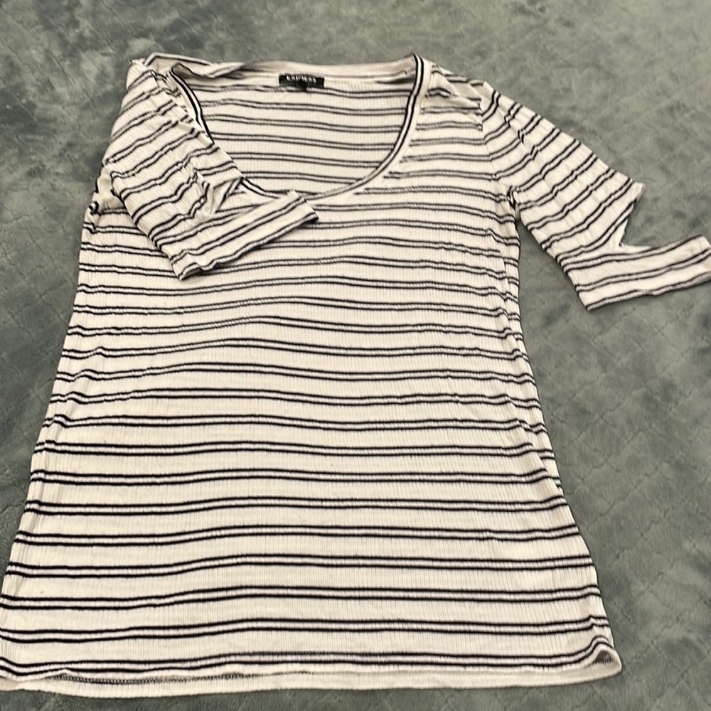 Express stripped tee